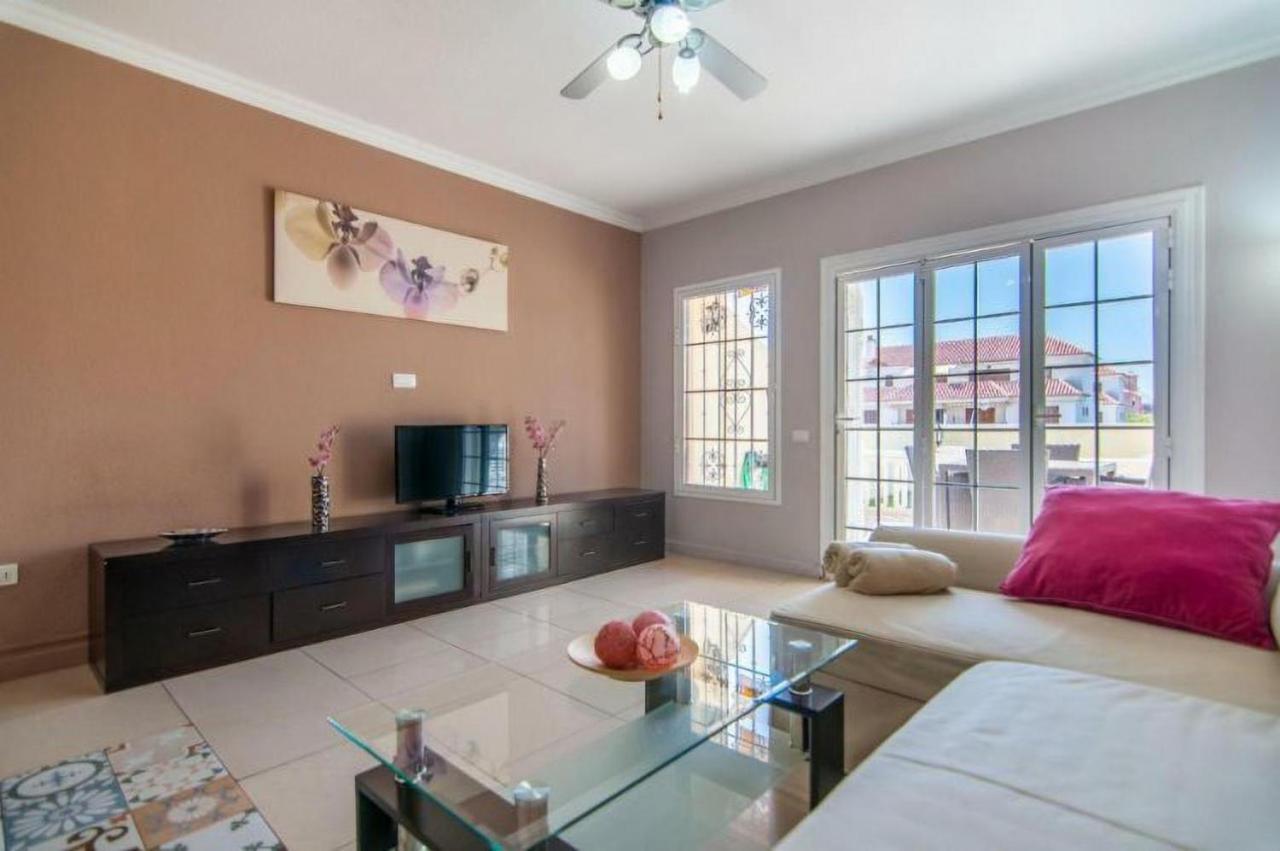 Apartament 1 Bedroom Los Cristianos Las Vistas Beach Exterior photo